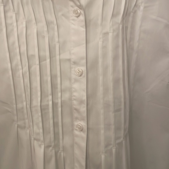 White tuxedo shirt with pin tuck pleating - Picture 2 of 4